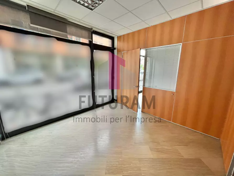 Immagine 6 di Ufficio in affitto  a Vicenza