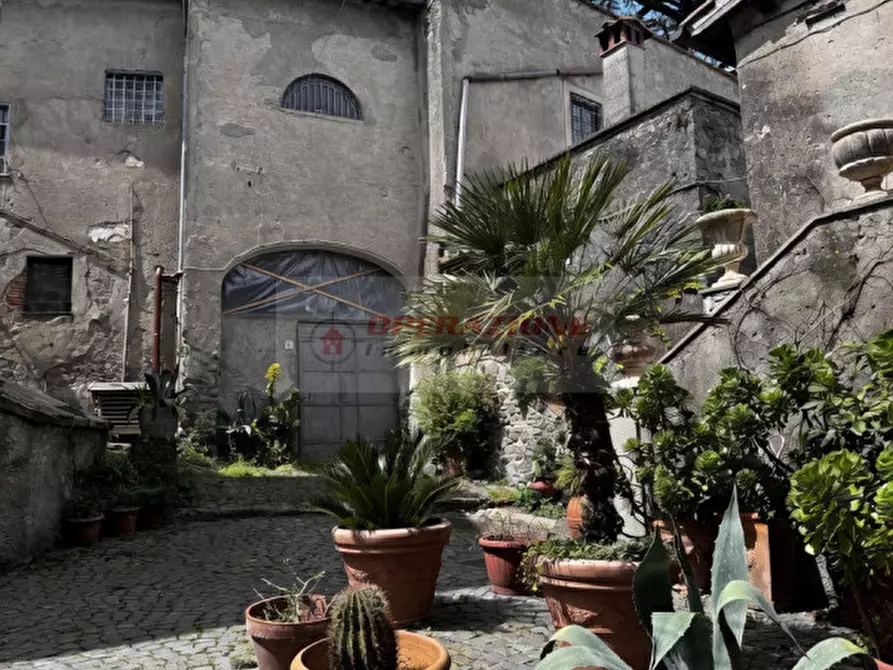 Immagine 31 di Appartamento in vendita  in via della gradinata di san clemente a Bracciano