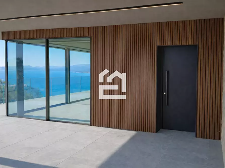 Immagine 2 di Appartamento in vendita  in Via del Lauri a Toscolano-Maderno