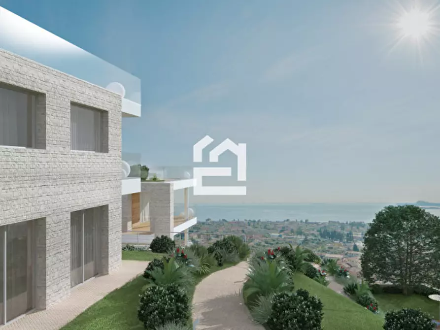 Immagine 7 di Appartamento in vendita  in Via del Lauri a Toscolano-Maderno