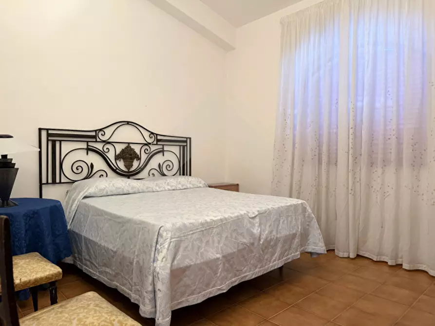 Immagine 9 di Villa in vendita  in Via Castel Del Monte a Andria