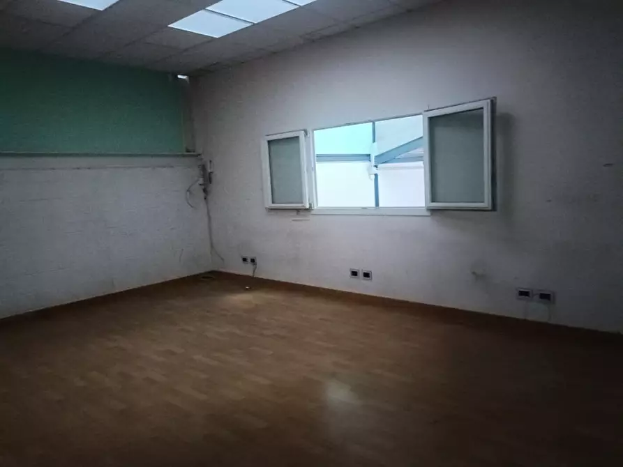 Immagine 2 di Capannone industriale in vendita  in Via Oglio, 6, 52025 Montevarchi AR, Italia a Montevarchi