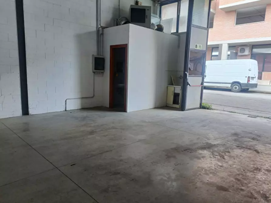 Immagine 4 di Capannone industriale in vendita  in Via Oglio, 6, 52025 Montevarchi AR, Italia a Montevarchi