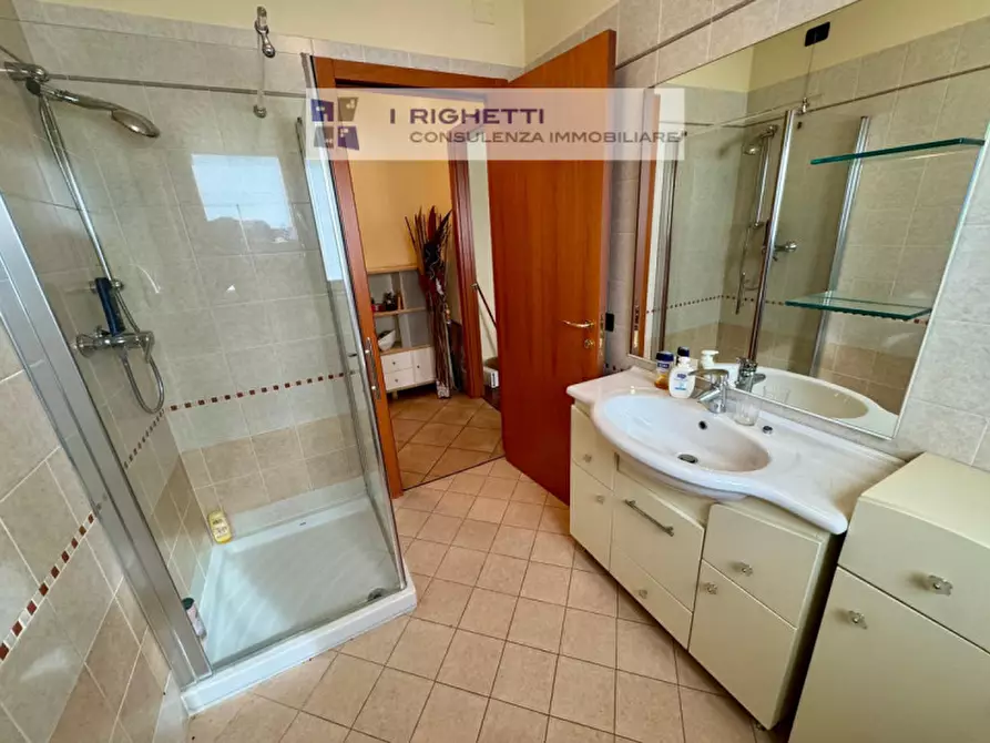 Immagine 8 di Ufficio in vendita  in Via Puglie a Verona