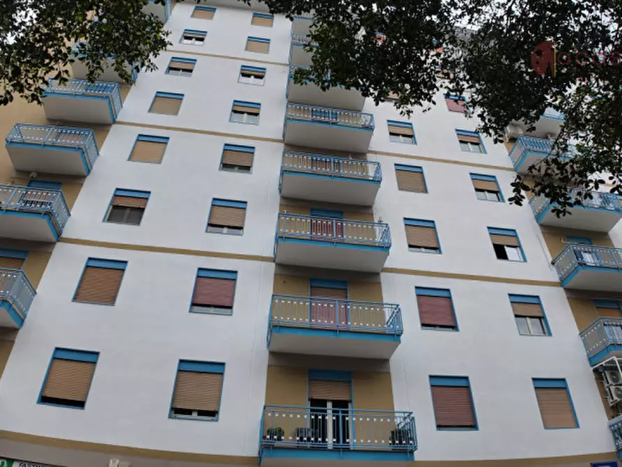 Immagine 2 di Appartamento in vendita  in Piazza Barbarino Costanzo 6 a Palermo