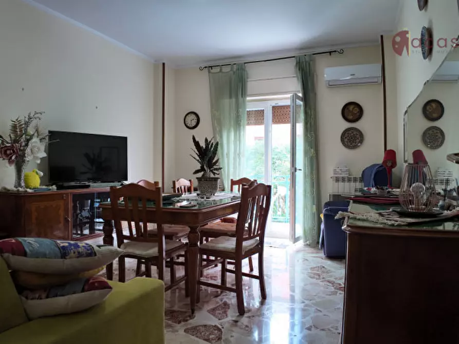 Immagine 10 di Appartamento in vendita  in Piazza Barbarino Costanzo 6 a Palermo