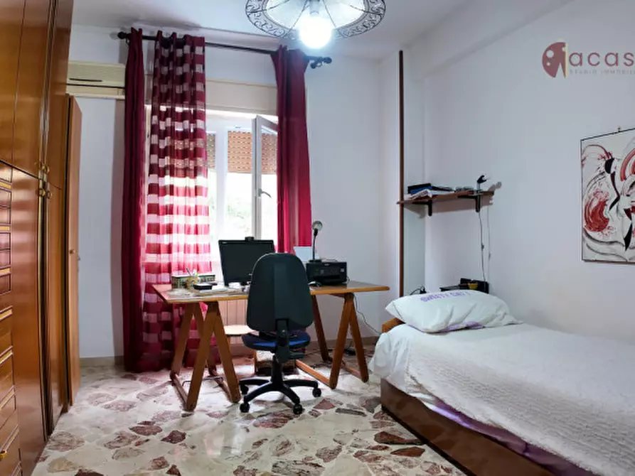 Immagine 12 di Appartamento in vendita  in Piazza Barbarino Costanzo 6 a Palermo