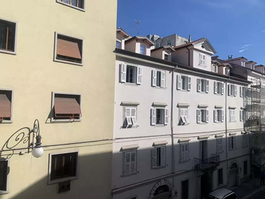Immagine 6 di Appartamento in affitto  in Via Trento 9 a Trieste