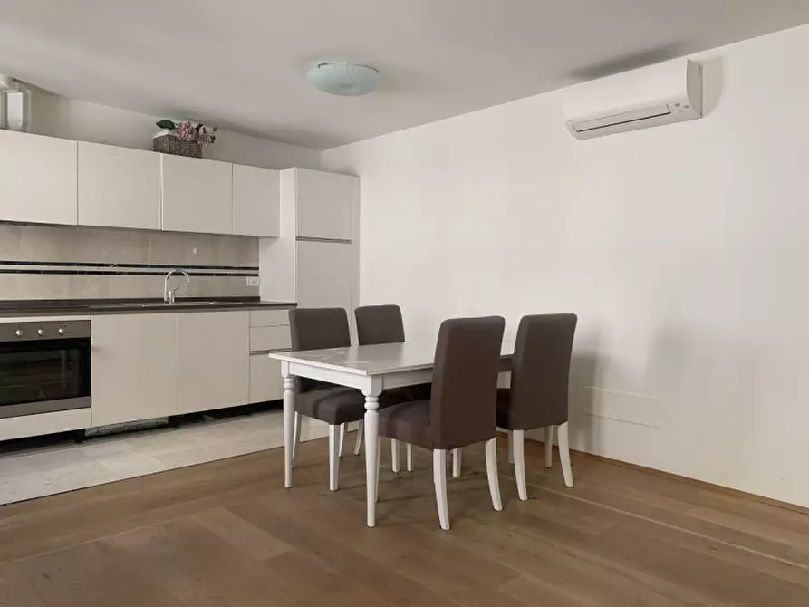 Immagine 8 di Appartamento in affitto  in Via Trento 9 a Trieste