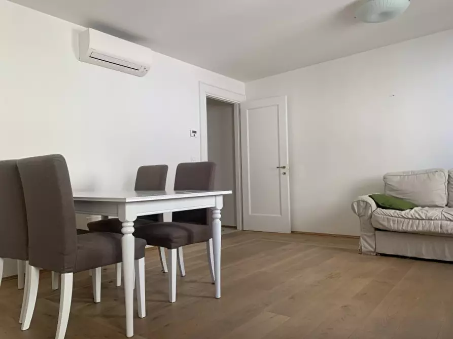Immagine 10 di Appartamento in affitto  in Via Trento 9 a Trieste