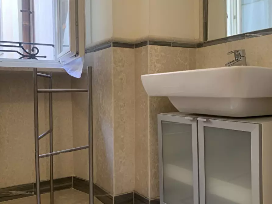 Immagine 19 di Appartamento in affitto  in Via Trento 9 a Trieste