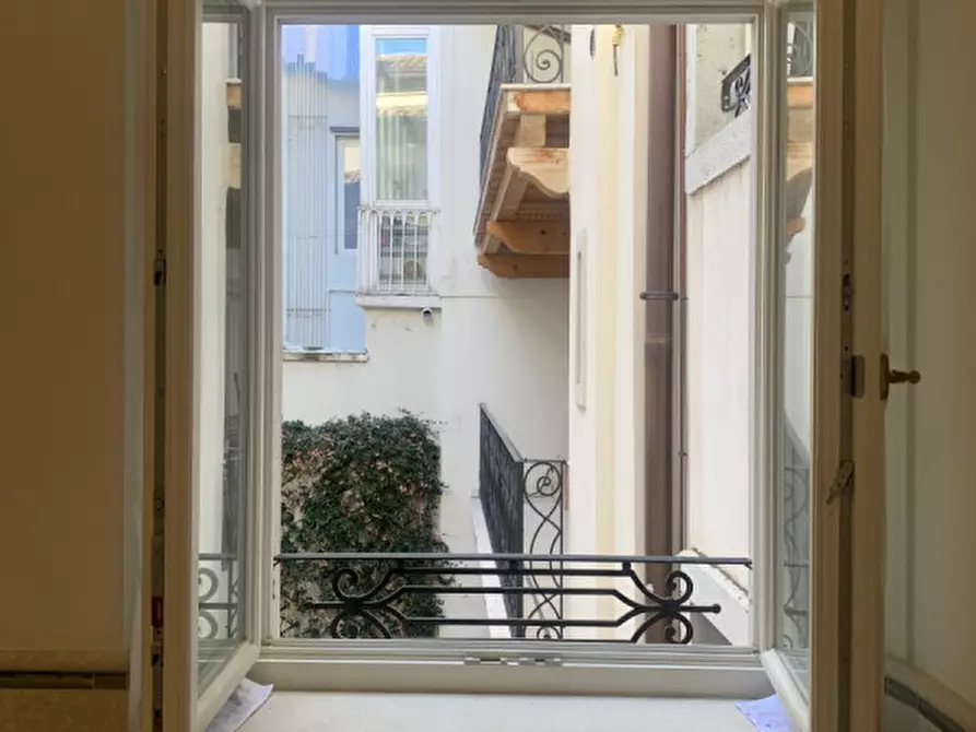 Immagine 20 di Appartamento in affitto  in Via Trento 9 a Trieste