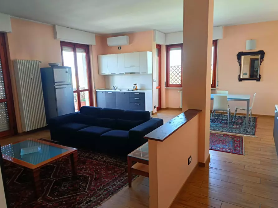 Immagine 8 di Appartamento in vendita  in Via Giosuè Carducci  1 bis a Casale Monferrato