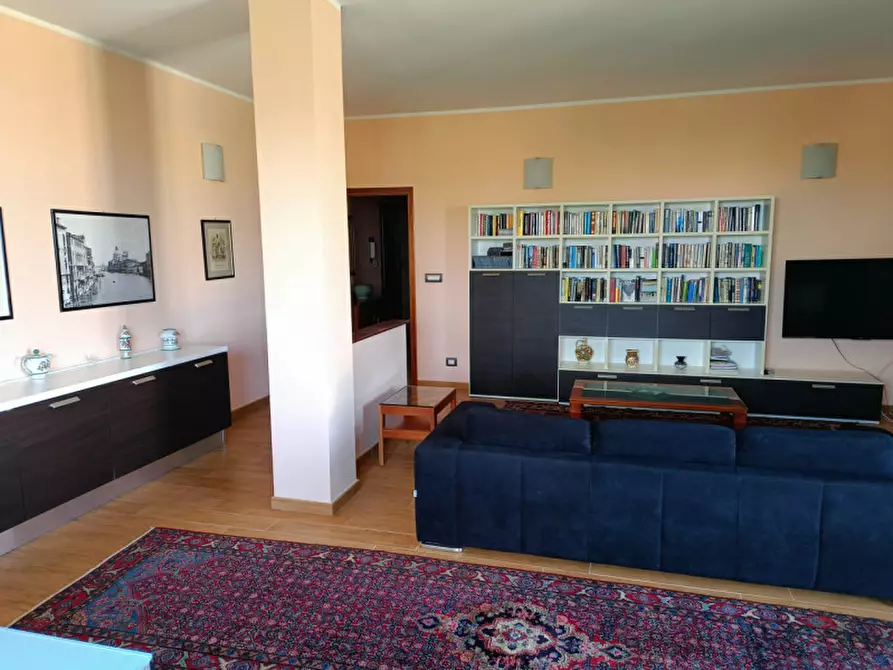 Immagine 9 di Appartamento in vendita  in Via Giosuè Carducci  1 bis a Casale Monferrato