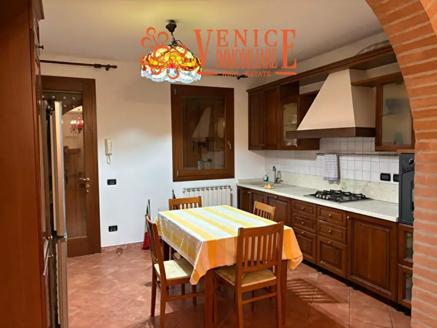 Immagine 4 di Casa indipendente in vendita  a Venezia
