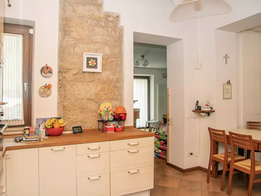 Immagine 10 di Villetta a schiera in vendita  in Contrada Pozza a Bosco Chiesanuova