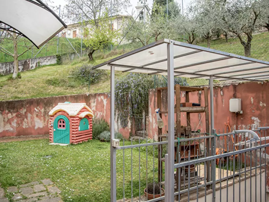 Immagine 33 di Villetta a schiera in vendita  in Contrada Pozza a Bosco Chiesanuova