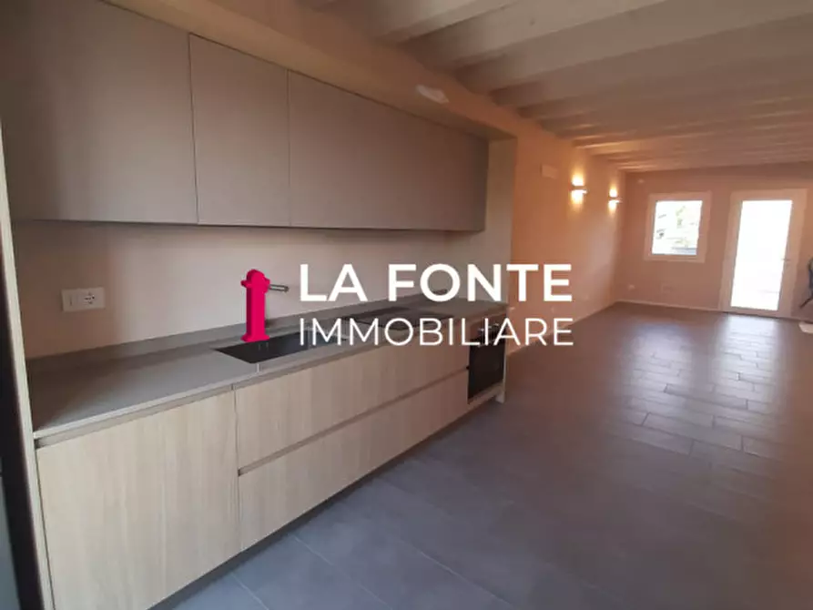 Immagine 33 di Casa trifamiliare in vendita  a Mestrino
