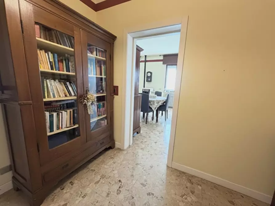 Immagine 16 di Appartamento in vendita  a Villafranca Di Verona