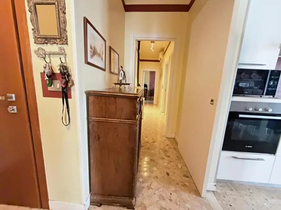 Immagine 18 di Appartamento in vendita  a Villafranca Di Verona