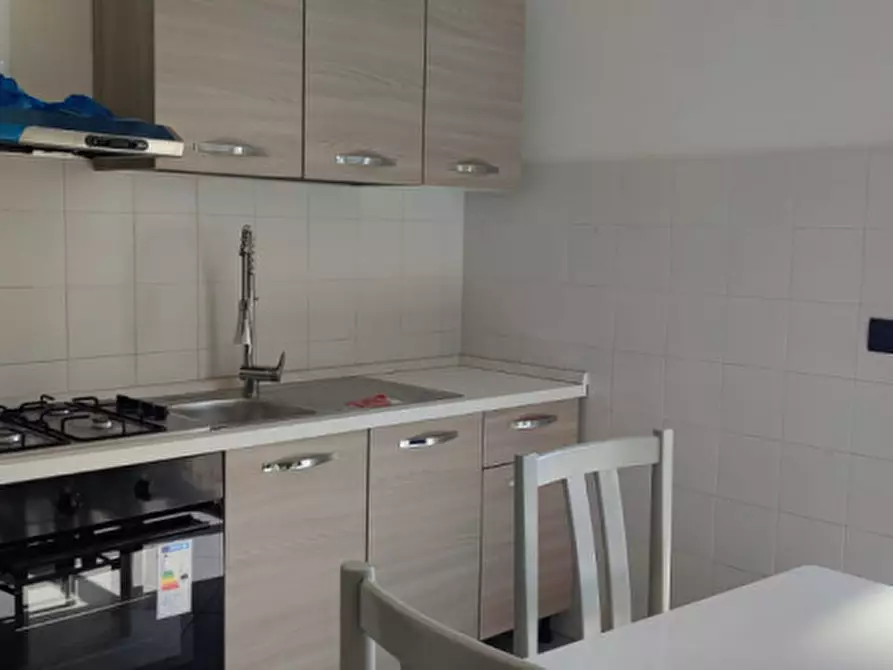 Immagine 5 di Appartamento in affitto  in Via Petrarca a Cerro Maggiore