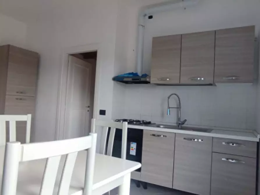 Immagine 8 di Appartamento in affitto  in Via Petrarca a Cerro Maggiore