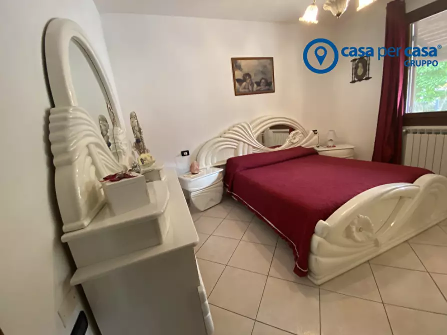 Immagine 35 di Casa indipendente in vendita  in Via Messina a Porto Tolle