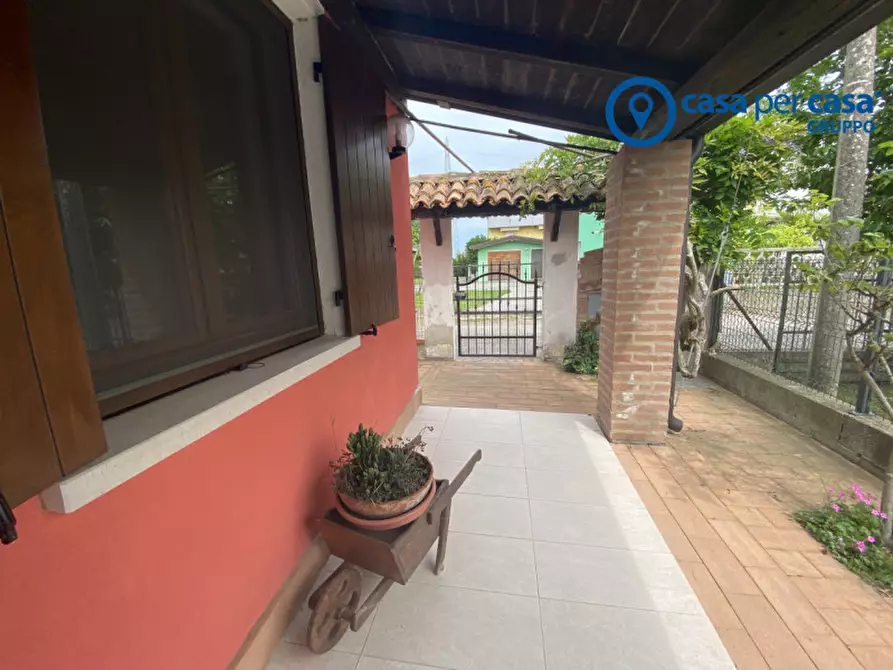 Immagine 46 di Casa indipendente in vendita  in Via Messina a Porto Tolle