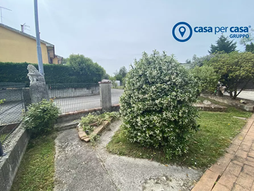 Immagine 52 di Casa indipendente in vendita  in Via Messina a Porto Tolle