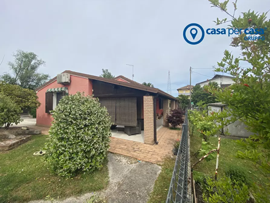 Immagine 54 di Casa indipendente in vendita  in Via Messina a Porto Tolle