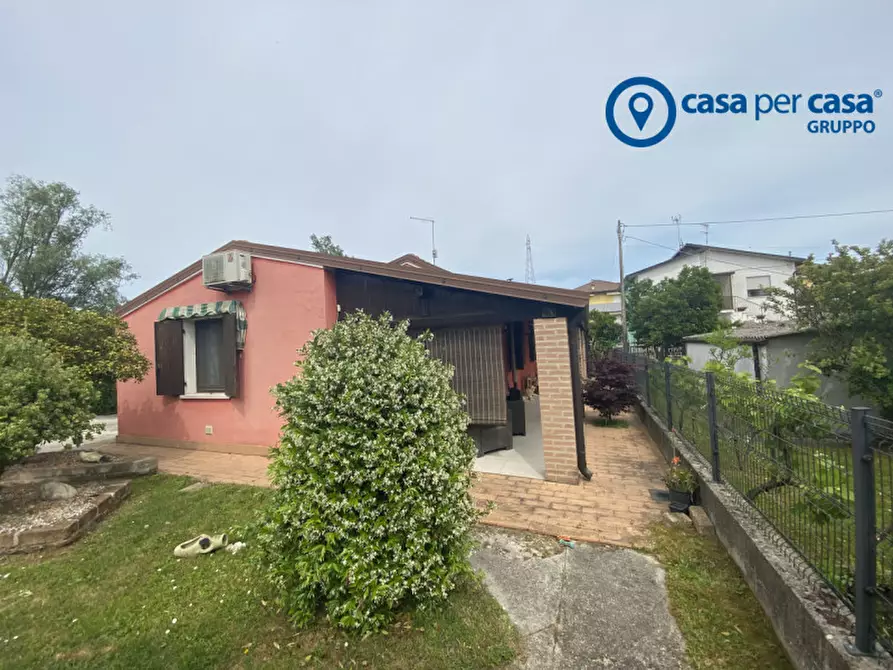Immagine 83 di Casa indipendente in vendita  in Via Messina a Porto Tolle