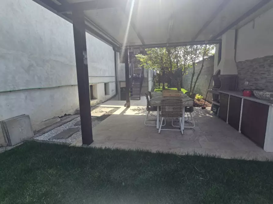 Immagine 17 di Villa in vendita  in Via Sardegna 12 a Parabiago