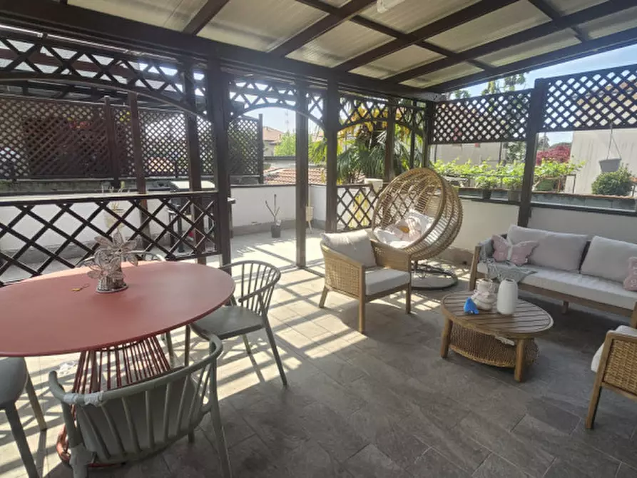 Immagine 22 di Villa in vendita  in Via Sardegna 12 a Parabiago