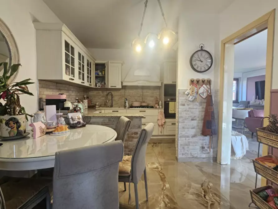 Immagine 32 di Villa in vendita  in Via Sardegna 12 a Parabiago