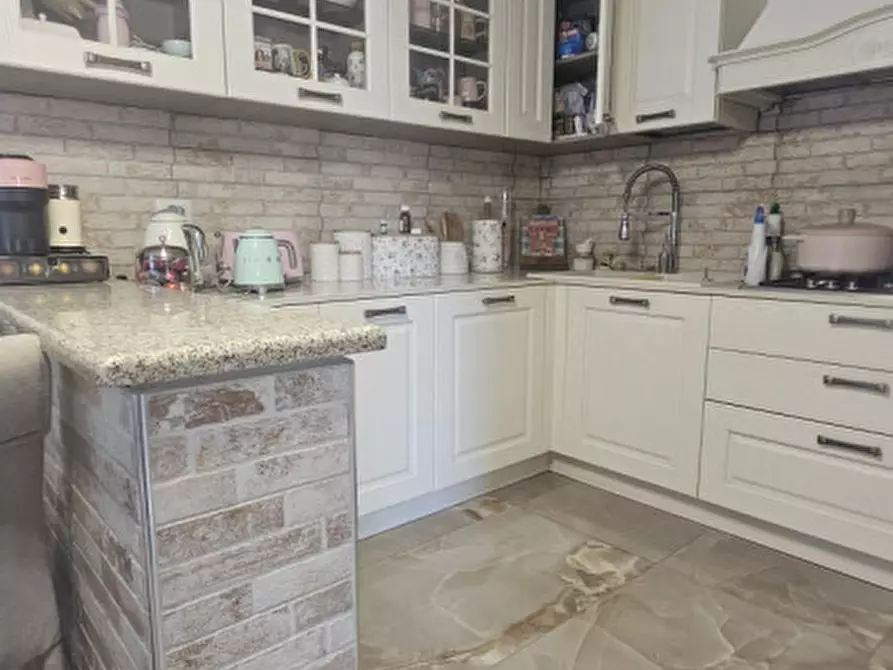 Immagine 36 di Villa in vendita  in Via Sardegna 12 a Parabiago