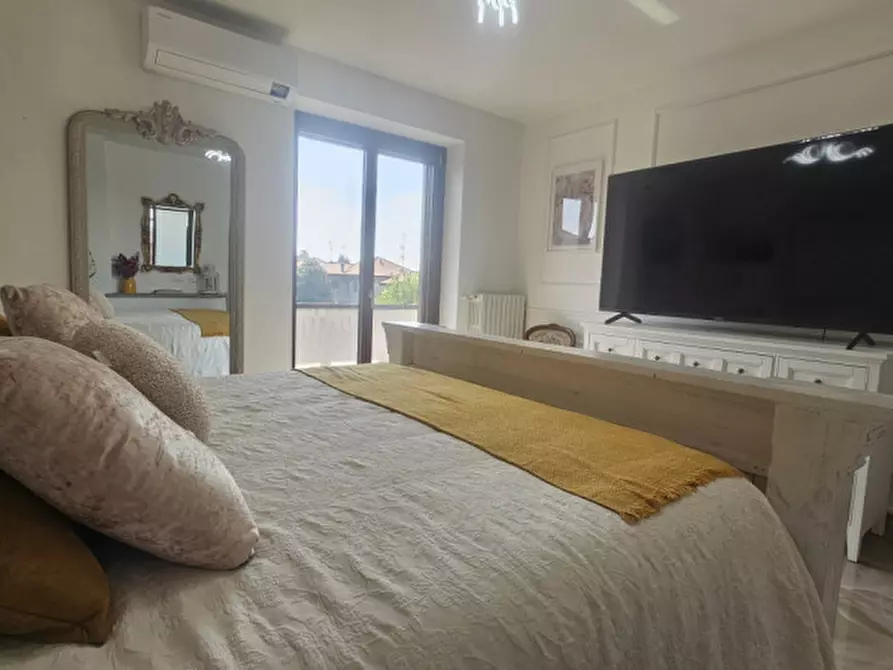 Immagine 42 di Villa in vendita  in Via Sardegna 12 a Parabiago