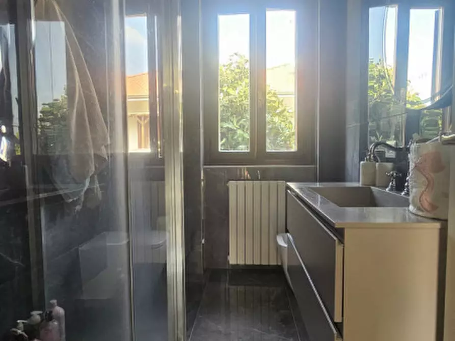 Immagine 43 di Villa in vendita  in Via Sardegna 12 a Parabiago