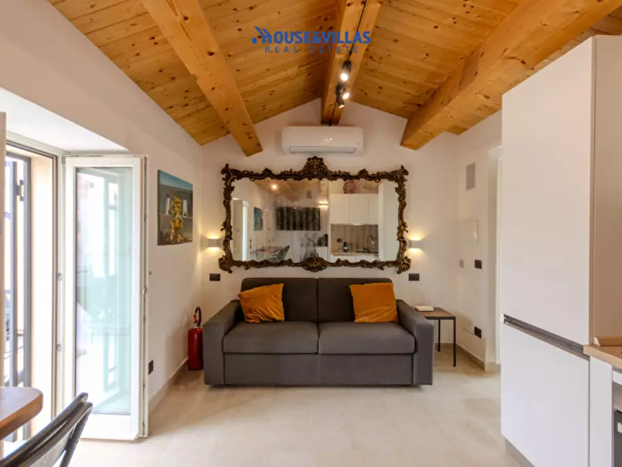 Immagine 9 di Casa indipendente in vendita  in Via Camillo Benso Conte di Cavour a Noto