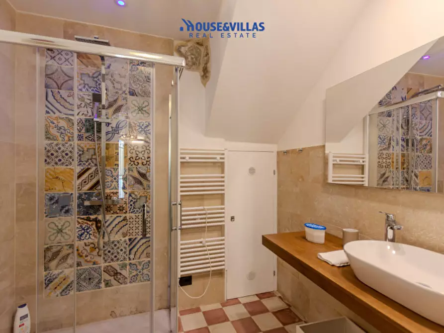 Immagine 14 di Casa indipendente in vendita  in Via Camillo Benso Conte di Cavour a Noto