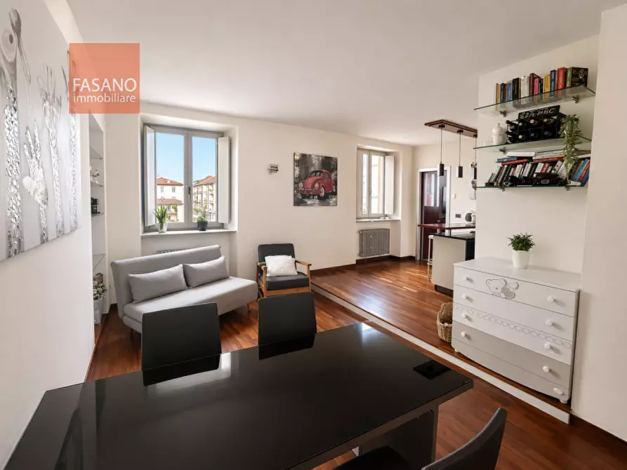 Immagine 2 di Appartamento in vendita  in Piazza Gran Madre di Dio a Torino