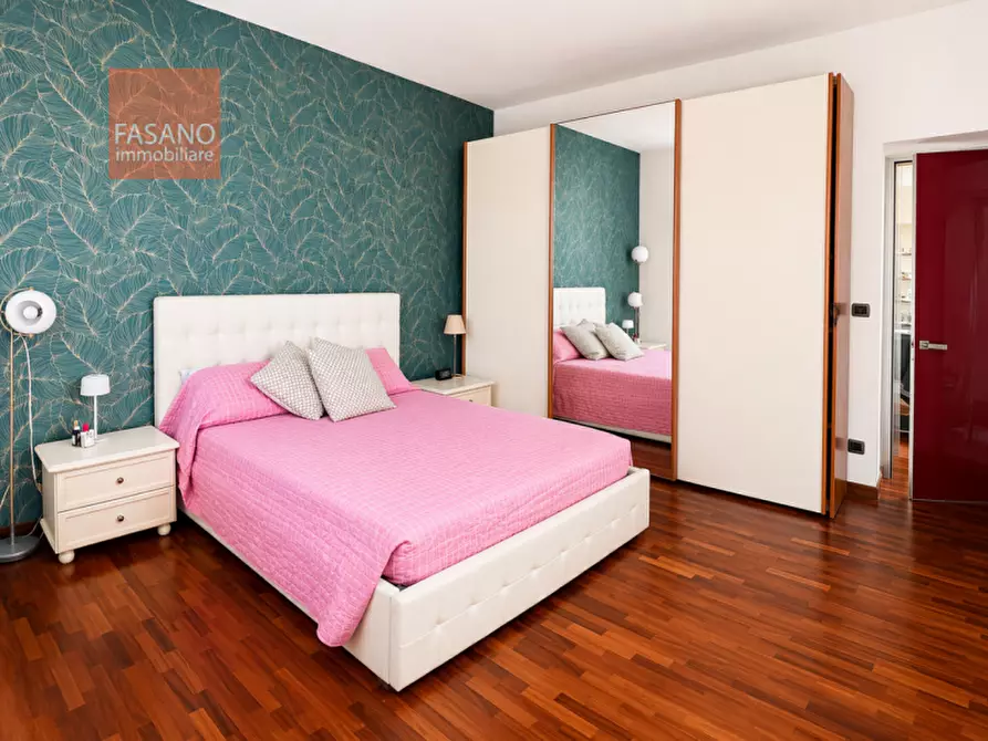 Immagine 12 di Appartamento in vendita  in Piazza Gran Madre di Dio a Torino