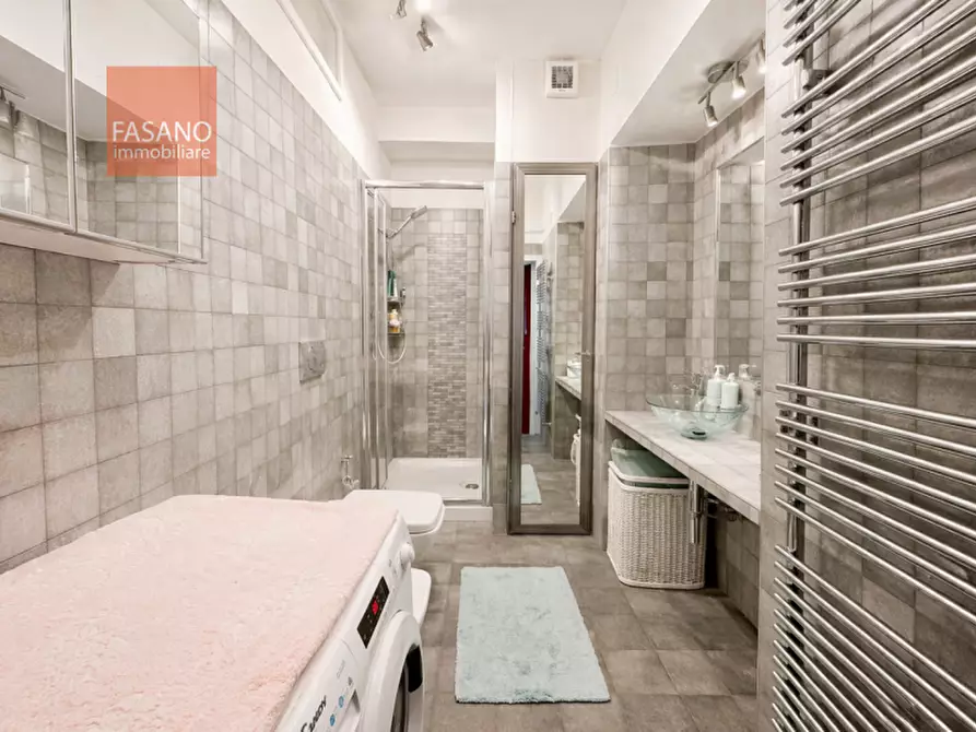 Immagine 14 di Appartamento in vendita  in Piazza Gran Madre di Dio a Torino