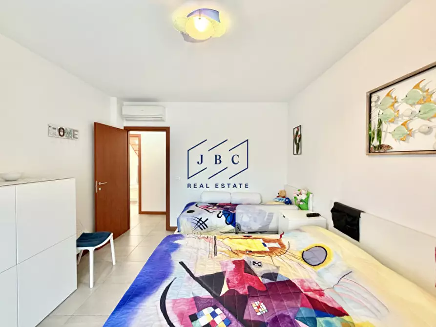 Immagine 11 di Appartamento in vendita  in Vicolo delle Mimose 3 a Jesolo