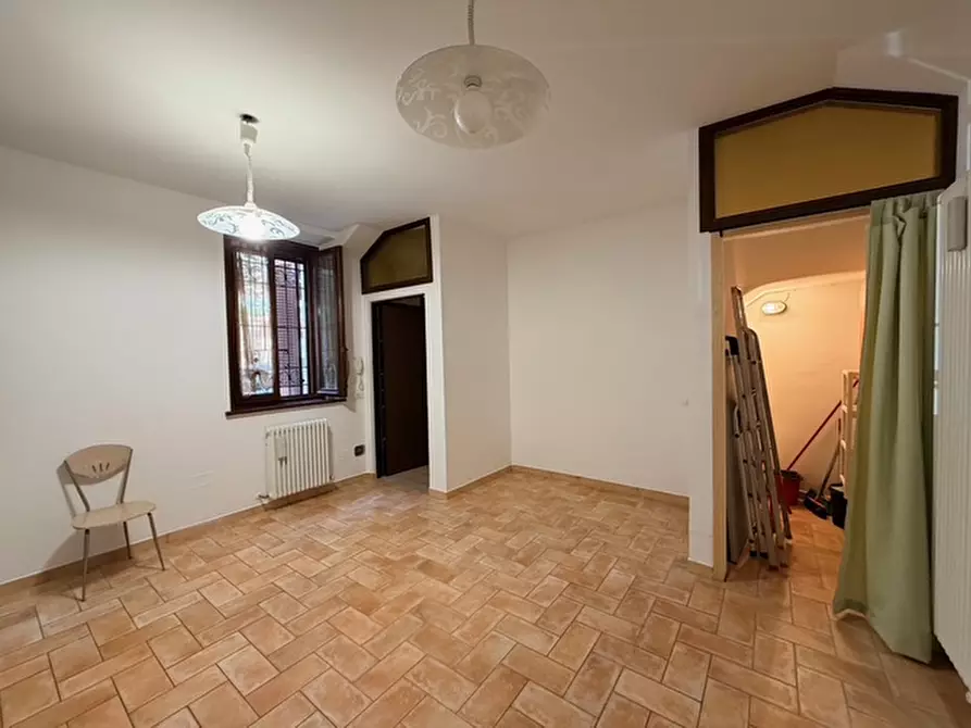 Immagine 3 di Appartamento in vendita  a Senigallia