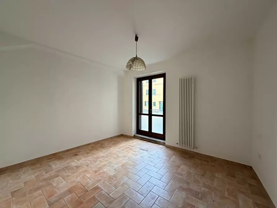 Immagine 5 di Appartamento in vendita  a Senigallia