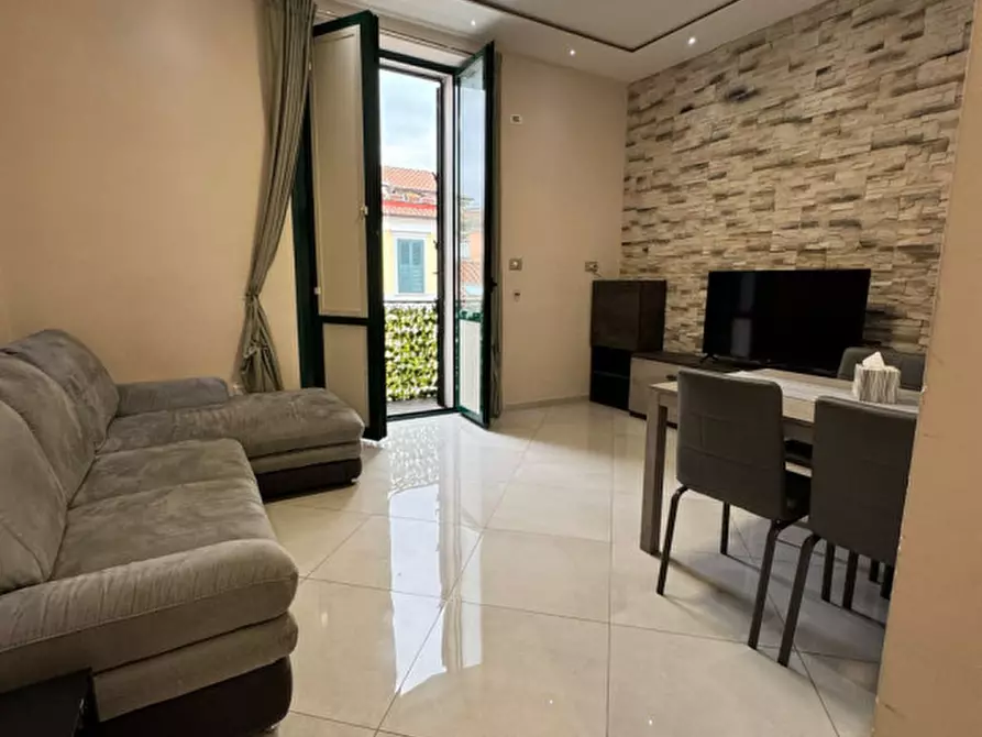 Immagine 5 di Appartamento in vendita  in Corso Umberto I, 56 a Pontecagnano Faiano