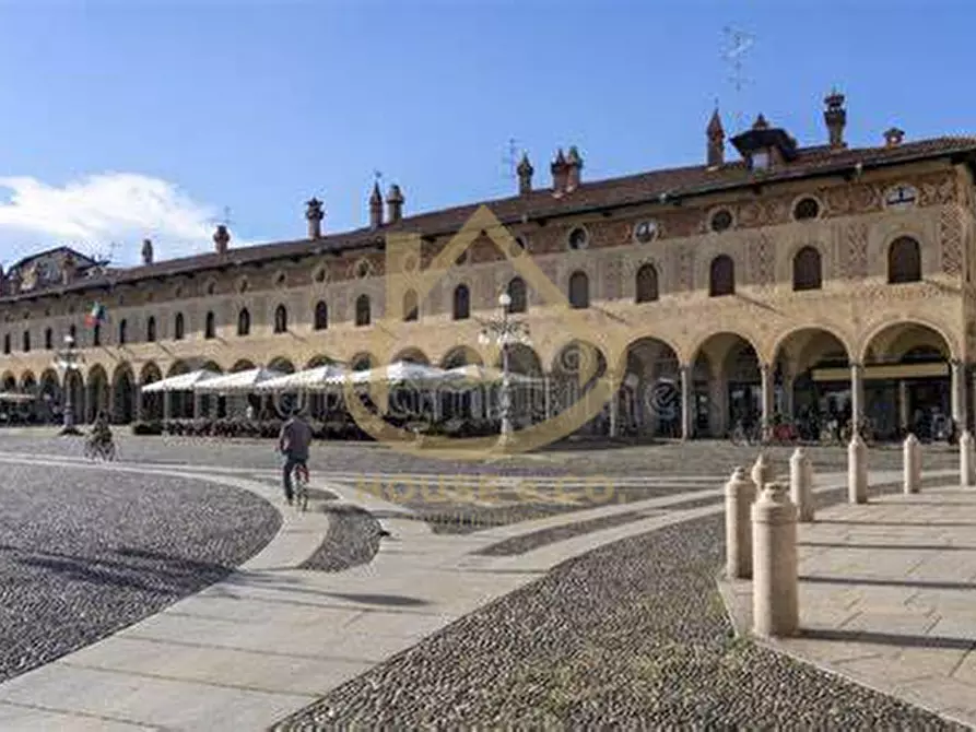 Immagine 3 di Terreno in vendita  in CORSO PAVIA a Vigevano