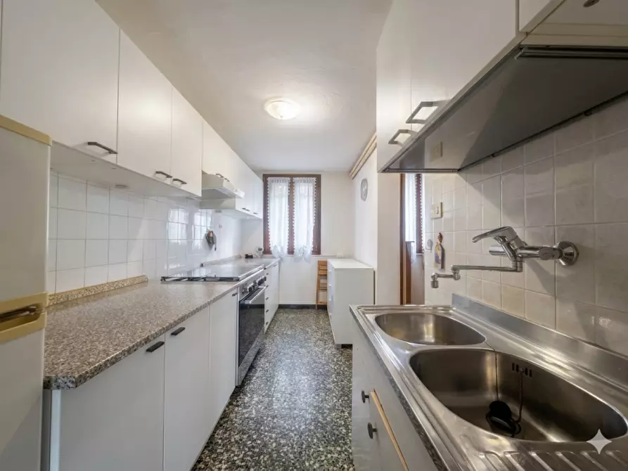 Immagine 3 di Casa trifamiliare in vendita  in Via delle Granze a Padova