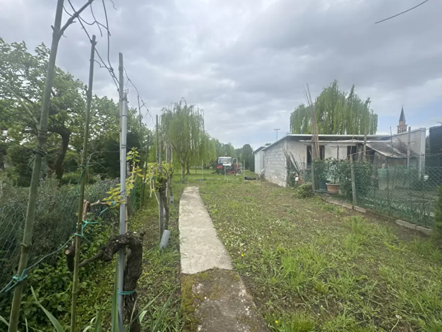 Immagine 12 di Casa trifamiliare in vendita  in Via delle Granze a Padova