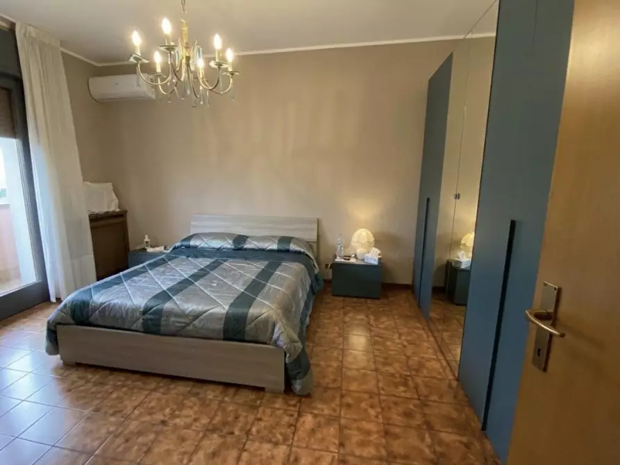 Immagine 3 di Casa bifamiliare in vendita  in via veneto a Montecchio Maggiore